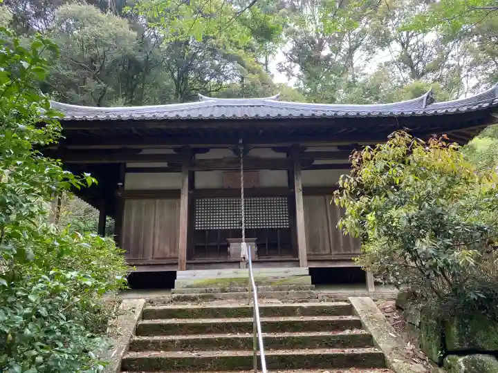教弘寺の{uncategorized: "未分類", other: "その他", undefined: "問題あり", building: "その他建物", grave: "お墓", sacred_gate: "鳥居", guardian: "狛犬", statue: "像", buddha: "仏像", history: "歴史", nature: "自然", garden: "庭園", animal: "動物", pagoda: "塔", temizu: "手水舎", mountain_gate: "山門・神門", sanctuary: "本殿・本堂", subordinate: "末社・摂社", art: "芸術", scenery: "景色", jizo: "地蔵", ema: "絵馬", goshuin: "御朱印", omikuji: "おみくじ", items: "授与品その他", amulet: "お守り", goshuincho: "御朱印帳", eats: "食事", festival: "お祭り", votive_dance: "神楽", shichigosan: "七五三参", wedding: "結婚式", experience: "体験その他", initially: "初詣", around: "周辺", anti_infection: "感染症対策"}