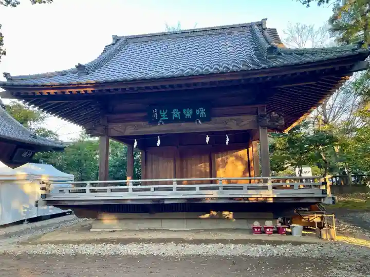 武蔵一宮氷川神社の{uncategorized: "未分類", other: "その他", undefined: "問題あり", building: "その他建物", grave: "お墓", sacred_gate: "鳥居", guardian: "狛犬", statue: "像", buddha: "仏像", history: "歴史", nature: "自然", garden: "庭園", animal: "動物", pagoda: "塔", temizu: "手水舎", mountain_gate: "山門・神門", sanctuary: "本殿・本堂", subordinate: "末社・摂社", art: "芸術", scenery: "景色", jizo: "地蔵", ema: "絵馬", goshuin: "御朱印", omikuji: "おみくじ", items: "授与品その他", amulet: "お守り", goshuincho: "御朱印帳", eats: "食事", festival: "お祭り", votive_dance: "神楽", shichigosan: "七五三参", wedding: "結婚式", experience: "体験その他", initially: "初詣", around: "周辺", anti_infection: "感染症対策"}