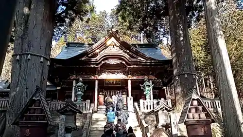 三峯神社の本殿