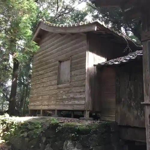 南方神社の本殿