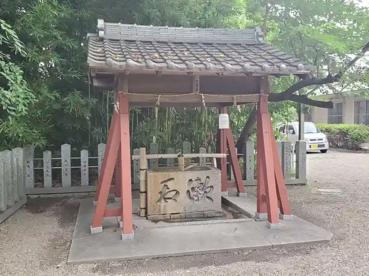 富部神社の手水舎