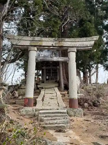 犬の宮猫の宮(山形県)