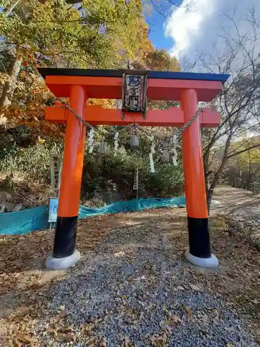 亀の瀬龍王社(大阪府)