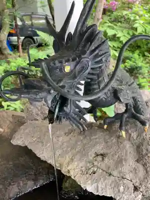 南豪神社の手水舎