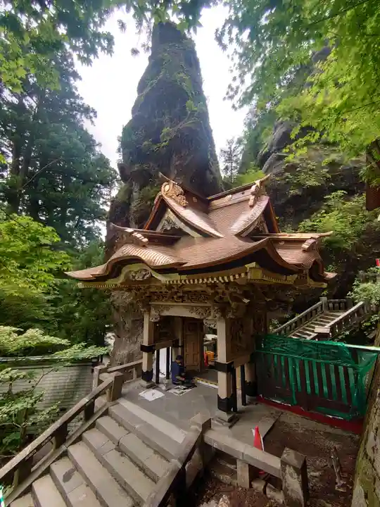 榛名神社の山門・神門