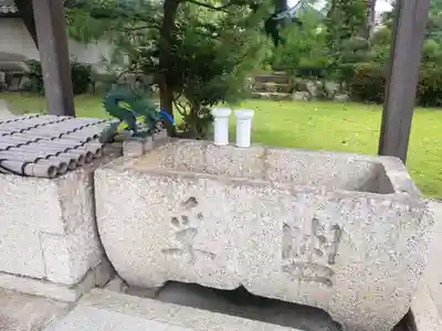 弘誓寺の手水舎