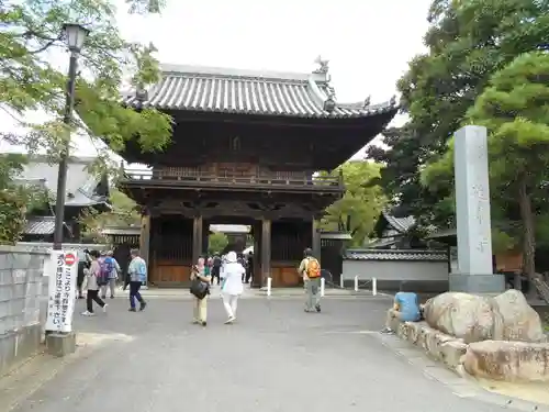 延命寺の山門・神門