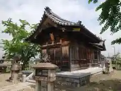 神明神社の本殿