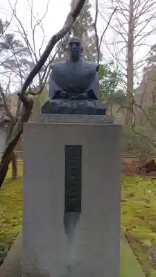龍潭寺の像