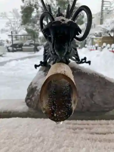 總社 和田八幡宮の手水舎