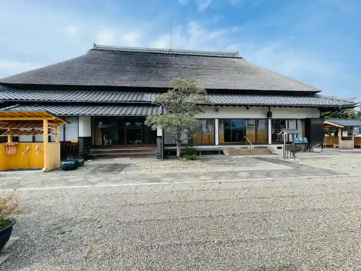 慈眼寺の{uncategorized: "未分類", other: "その他", undefined: "問題あり", building: "その他建物", grave: "お墓", sacred_gate: "鳥居", guardian: "狛犬", statue: "像", buddha: "仏像", history: "歴史", nature: "自然", garden: "庭園", animal: "動物", pagoda: "塔", temizu: "手水舎", mountain_gate: "山門・神門", sanctuary: "本殿・本堂", subordinate: "末社・摂社", art: "芸術", scenery: "景色", jizo: "地蔵", ema: "絵馬", goshuin: "御朱印", omikuji: "おみくじ", items: "授与品その他", amulet: "お守り", goshuincho: "御朱印帳", eats: "食事", festival: "お祭り", votive_dance: "神楽", shichigosan: "七五三参", wedding: "結婚式", experience: "体験その他", initially: "初詣", around: "周辺", anti_infection: "感染症対策"}