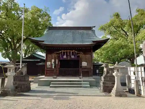 楠神社の本殿