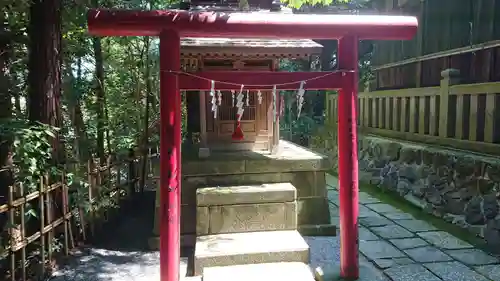 白笹稲荷神社の鳥居