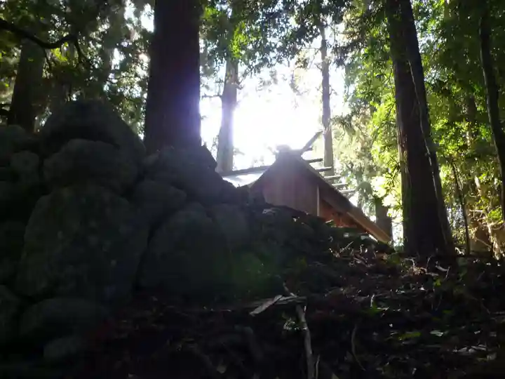 原地神社の本殿・本堂
