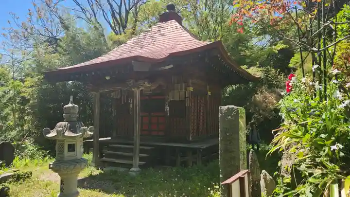 羽黒山観音堂(福島県)