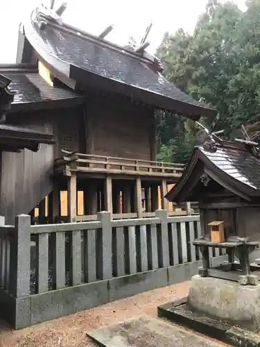 鷹日神社のその他建物