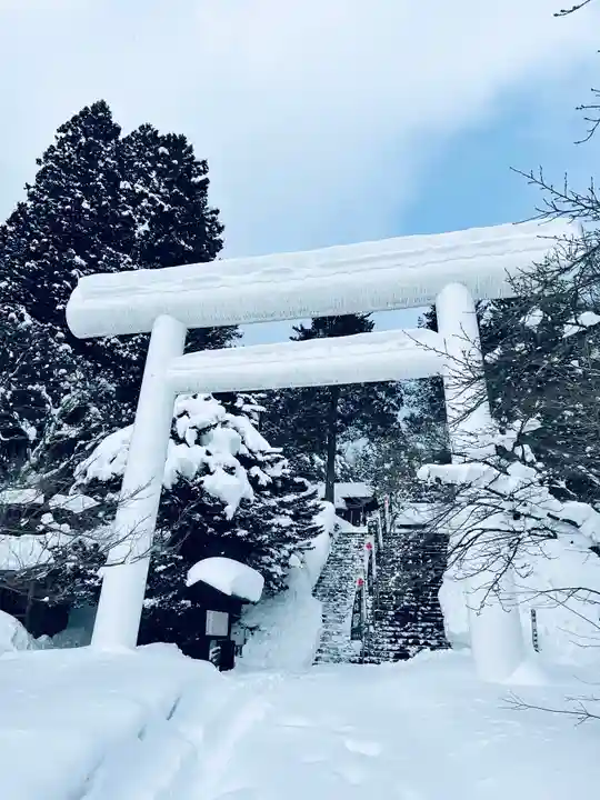 土津神社|こどもと出世の神さまの鳥居