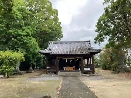 稲荷神社の本殿