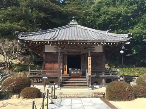 花山院菩提寺の本殿・本堂