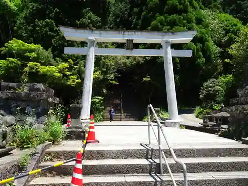 幣立神宮の鳥居