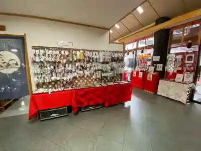 白崎八幡宮の{uncategorized: "未分類", other: "その他", undefined: "問題あり", building: "その他建物", grave: "お墓", sacred_gate: "鳥居", guardian: "狛犬", statue: "像", buddha: "仏像", history: "歴史", nature: "自然", garden: "庭園", animal: "動物", pagoda: "塔", temizu: "手水舎", mountain_gate: "山門・神門", sanctuary: "本殿・本堂", subordinate: "末社・摂社", art: "芸術", scenery: "景色", jizo: "地蔵", ema: "絵馬", goshuin: "御朱印", omikuji: "おみくじ", items: "授与品その他", amulet: "お守り", goshuincho: "御朱印帳", eats: "食事", festival: "お祭り", votive_dance: "神楽", shichigosan: "七五三参", wedding: "結婚式", experience: "体験その他", initially: "初詣", around: "周辺", anti_infection: "感染症対策"}