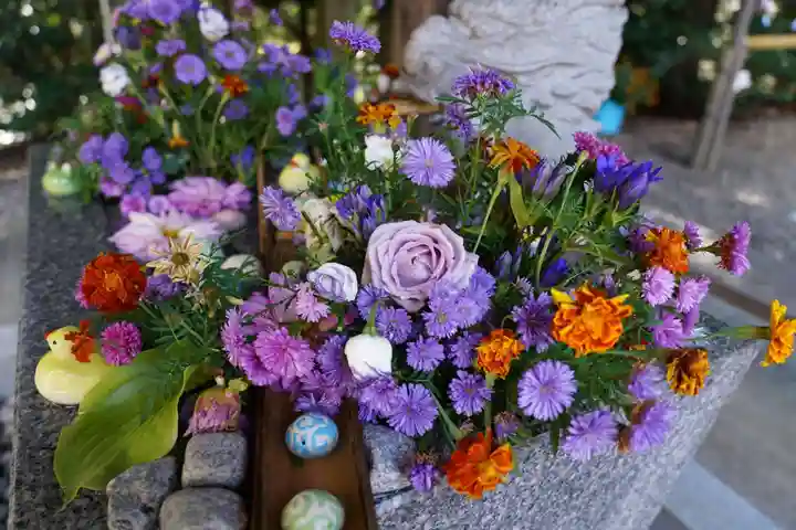 滑川神社 - 仕事と子どもの守り神の手水舎