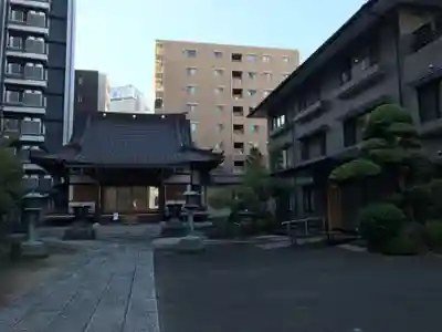 幸福寺の本殿・本堂