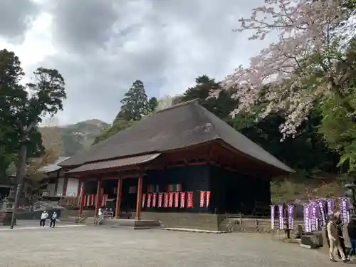 宝城坊の本殿・本堂