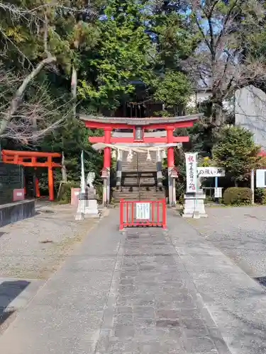 烏子稲荷神社の鳥居