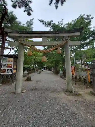 建部大社の鳥居