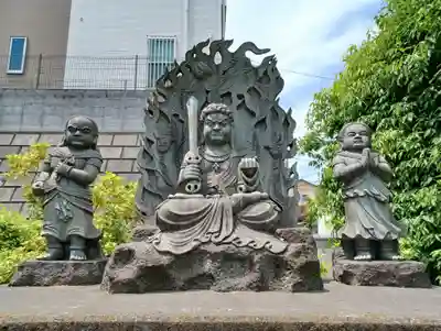 瑠璃光寺(埼玉県)