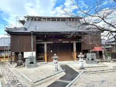 閑翁寺の本殿・本堂