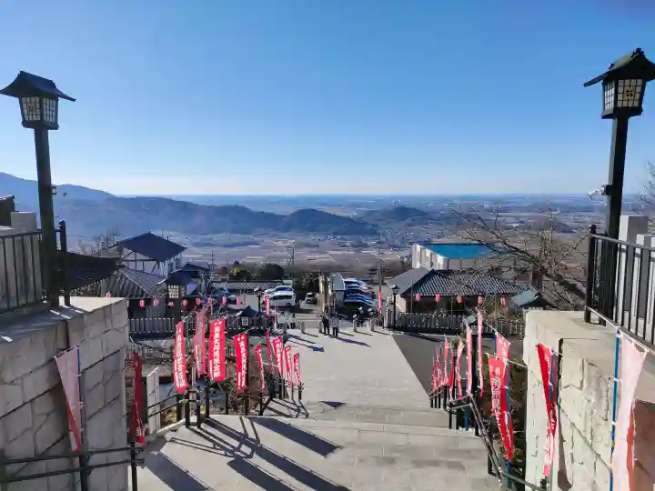 筑波山神社の{uncategorized: "未分類", other: "その他", undefined: "問題あり", building: "その他建物", grave: "お墓", sacred_gate: "鳥居", guardian: "狛犬", statue: "像", buddha: "仏像", history: "歴史", nature: "自然", garden: "庭園", animal: "動物", pagoda: "塔", temizu: "手水舎", mountain_gate: "山門・神門", sanctuary: "本殿・本堂", subordinate: "末社・摂社", art: "芸術", scenery: "景色", jizo: "地蔵", ema: "絵馬", goshuin: "御朱印", omikuji: "おみくじ", items: "授与品その他", amulet: "お守り", goshuincho: "御朱印帳", eats: "食事", festival: "お祭り", votive_dance: "神楽", shichigosan: "七五三参", wedding: "結婚式", experience: "体験その他", initially: "初詣", around: "周辺", anti_infection: "感染症対策"}