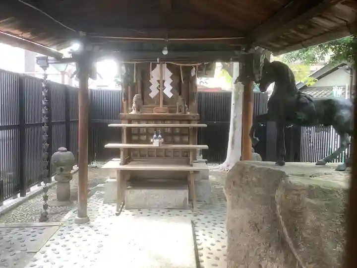 物部神社の本殿・本堂