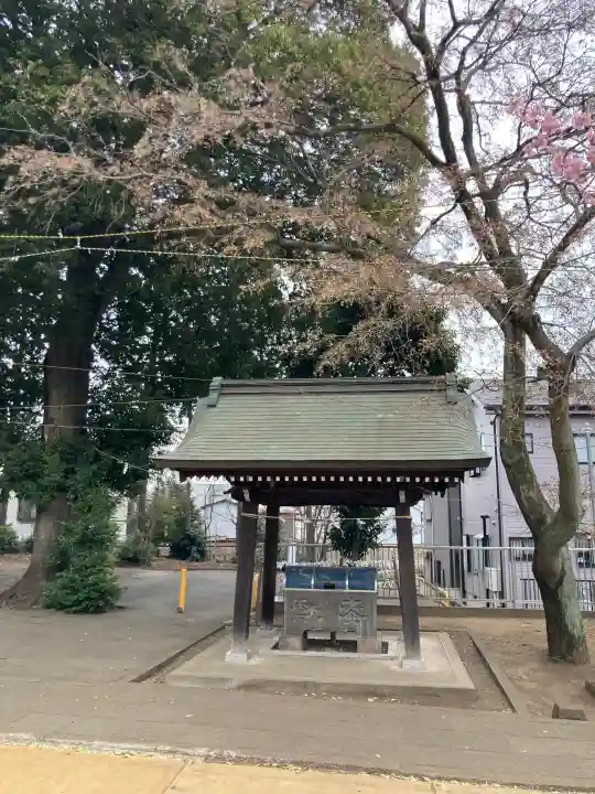 六所神社の{uncategorized: "未分類", other: "その他", undefined: "問題あり", building: "その他建物", grave: "お墓", sacred_gate: "鳥居", guardian: "狛犬", statue: "像", buddha: "仏像", history: "歴史", nature: "自然", garden: "庭園", animal: "動物", pagoda: "塔", temizu: "手水舎", mountain_gate: "山門・神門", sanctuary: "本殿・本堂", subordinate: "末社・摂社", art: "芸術", scenery: "景色", jizo: "地蔵", ema: "絵馬", goshuin: "御朱印", omikuji: "おみくじ", items: "授与品その他", amulet: "お守り", goshuincho: "御朱印帳", eats: "食事", festival: "お祭り", votive_dance: "神楽", shichigosan: "七五三参", wedding: "結婚式", experience: "体験その他", initially: "初詣", around: "周辺", anti_infection: "感染症対策"}