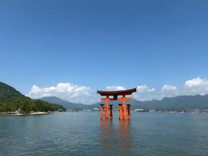 厳島神社(広島県)