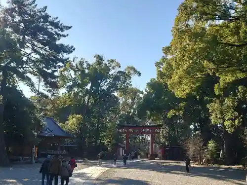 武蔵一宮氷川神社の{uncategorized: "未分類", other: "その他", undefined: "問題あり", building: "その他建物", grave: "お墓", sacred_gate: "鳥居", guardian: "狛犬", statue: "像", buddha: "仏像", history: "歴史", nature: "自然", garden: "庭園", animal: "動物", pagoda: "塔", temizu: "手水舎", mountain_gate: "山門・神門", sanctuary: "本殿・本堂", subordinate: "末社・摂社", art: "芸術", scenery: "景色", jizo: "地蔵", ema: "絵馬", goshuin: "御朱印", omikuji: "おみくじ", items: "授与品その他", amulet: "お守り", goshuincho: "御朱印帳", eats: "食事", festival: "お祭り", votive_dance: "神楽", shichigosan: "七五三参", wedding: "結婚式", experience: "体験その他", initially: "初詣", around: "周辺", anti_infection: "感染症対策"}