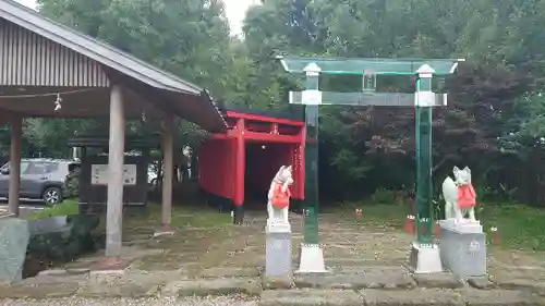 神徳稲荷神社の鳥居