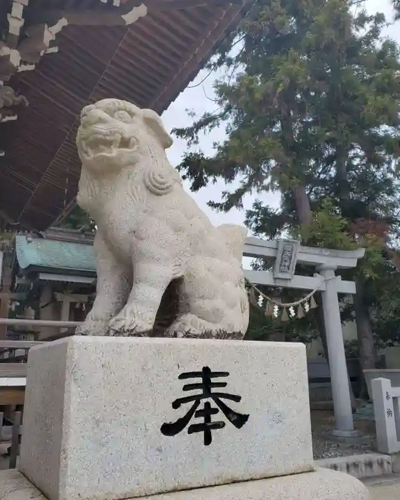 八剱神社の狛犬