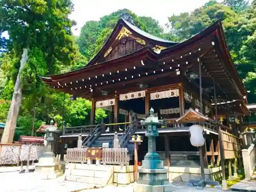 日牟禮八幡宮の本殿