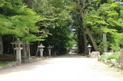 奥石神社の建物その他