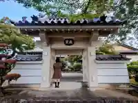 長福寺の山門・神門