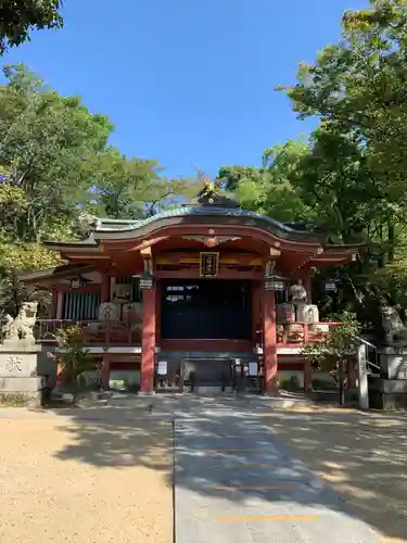 岡本八幡神社の本殿・本堂