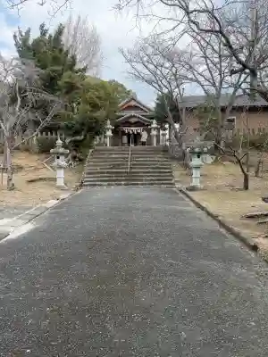 名島神社の{uncategorized: "未分類", other: "その他", undefined: "問題あり", building: "その他建物", grave: "お墓", sacred_gate: "鳥居", guardian: "狛犬", statue: "像", buddha: "仏像", history: "歴史", nature: "自然", garden: "庭園", animal: "動物", pagoda: "塔", temizu: "手水舎", mountain_gate: "山門・神門", sanctuary: "本殿・本堂", subordinate: "末社・摂社", art: "芸術", scenery: "景色", jizo: "地蔵", ema: "絵馬", goshuin: "御朱印", omikuji: "おみくじ", items: "授与品その他", amulet: "お守り", goshuincho: "御朱印帳", eats: "食事", festival: "お祭り", votive_dance: "神楽", shichigosan: "七五三参", wedding: "結婚式", experience: "体験その他", initially: "初詣", around: "周辺", anti_infection: "感染症対策"}