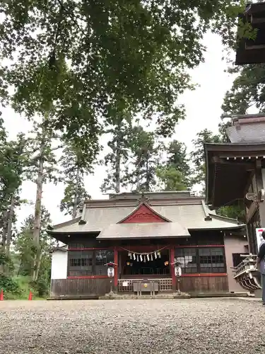 鶴峯八幡宮の本殿・本堂