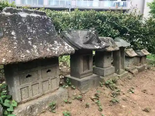 白旗神社（品濃白旗神社）の末社・摂社