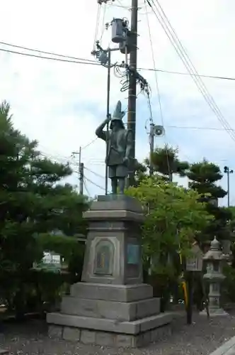 豊国神社の像