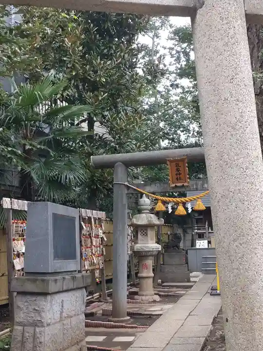 高円寺氷川神社の鳥居
