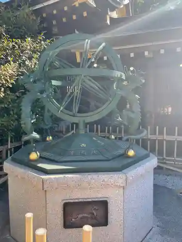 寒川神社の像