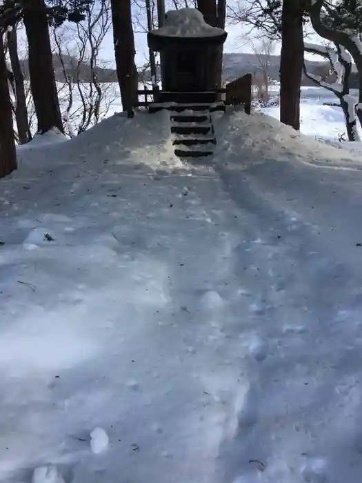 八幡神社の本殿